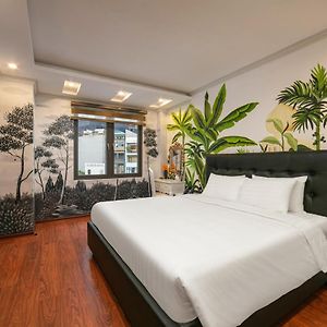 Mia Hotel